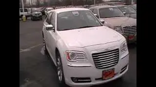 Chrysler 300 Limited Sedan White 2012 года выпуска продаётся в Дейтоне, Трое, Пикуа, Сидни, Огайо &mdash; Cp13256