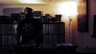 Detroit House & Techno Session with Detroit DJ Shorty B (ddjshortyb). Denon SC5000 and Xone 92.