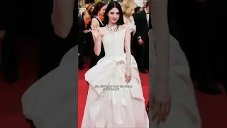 Who needs a wedding when you can wear this at Cannes? 😌💅 #hansohee #wedding #cannes  #SummerOnShorts