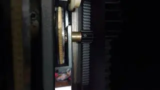 Sostituzione ingranaggio colonna DURST Laborator 1200