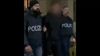 Professore minacciato e diffamato sui social: scatta l&rsquo;arresto per &ldquo;Don Al&igrave;&rdquo; a Torino