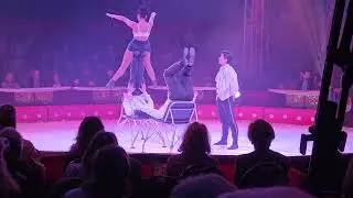 Lörracher Weihnachtszirkus - Familia Palma-Diaz - Ikarische Spiele von Weltklasse!