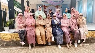 Persembahan Tari Guru Dalam Acara Penglepasan Siswa Siswi Kelas 6 SDN Ciwangi 2023/2024