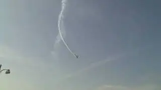 Superstearman Climbs then dives at the Wuakegan Airshow