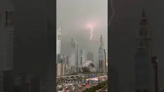 Habibi it&rsquo;s raining in Dubai! #dubai #rain #uae #sharjah #abudhabi #ajman #travel #trend #viral #its