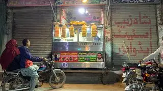 Shami Burger Preparing 😋 | Hammad Mughal | Street Vloger 