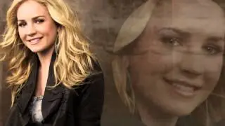 Brittany Robertson video slide show