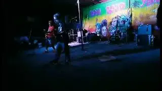 walang nagbag0✊dead politics live at n8 of the abbys gig pasig city....may 1 2022...dinodomerpaoroni