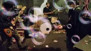 barlow - false eye (Ethan Oliva + Jake Nowoczynski &divide; Devon Brown)