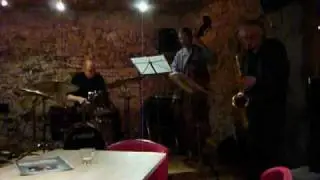 Jam Bouteillerie 02.mpeg