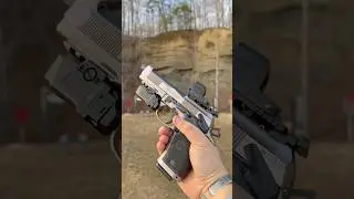 Olight PLX #shortsfeed #shortsyoutube #shortsvideo #Cod #warzone #OlightPLX2026 #PLXAwards2026 #gun