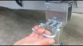 Montana Outback: How to raise the legs of the caravan