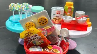 new miniverse cafe rares pinholes - ice cream sandwiches, chili fries & cake pops