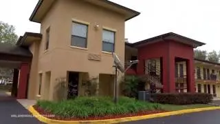Tallahassee: Quality Inn & Suites (formerly Best Western Seminole Inn) motel