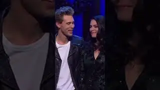 Austin Butler singing 
