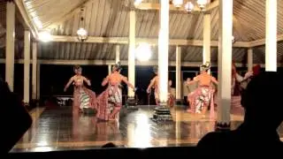 Tari Beksan Budaya Tradisional Javanesse dancing