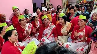 New holi#राधा भेज रही पाती छुप छुप बैठी कुंजन में by श्री मति लीला मनराल