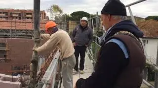 Impresa di costruzioni a Pisa:  il getto di calcestruzzo dell'edificio C al Borghetto