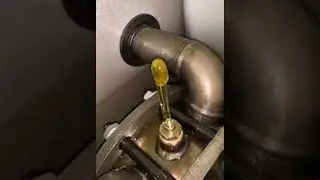 Cool Laminar Flow Oil Spout || ViralHog