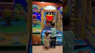 Mainan Anak Lempar Bola di Mall | Funny Penguin Funworld