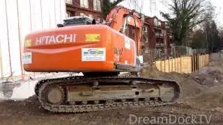 HITACHI ZAXIS 210 BAGGER MIT BETONSCHERE ++ ABBRUCHARBEITEN AM FUNDAMENT
