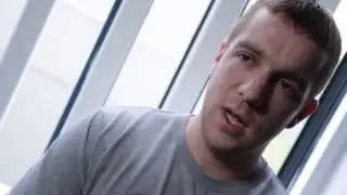 The Road Bends Deleted scenes