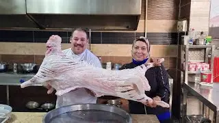 خروف مشوي فالفرن رطب وطري مثل الزبدة مع أرز بسمتي أحضر موت 🤔 الإبداع لاينتهي ابدا ✌