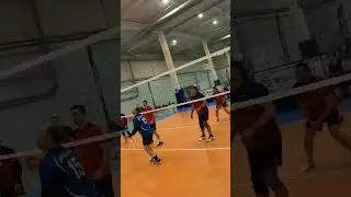Атака со 2-ой зоны #volleyball #волейбол #отпервоголица #екатеринбург