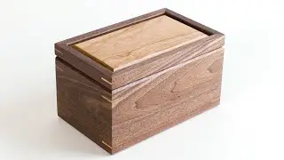Medium Size Keepsake Memory Box &ndash; Personalized &ndash; Walnut and Cherry - Mad Tree Woodcrafts