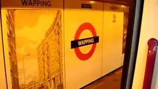 An A stock Train at Wapping on the East London Line