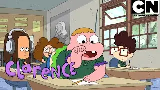 Clarence llega a otra escuela | Clarence LA | Cartoon Network