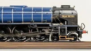 60532 'Blue Peter' - a Bachmann A2 repainted into British Railways blue