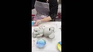 Live Fluid Art Bear 2026-01-08 20:00:31