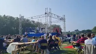 White Collar Stoat vs Dinosaur KGV Guernsey Sep 21 crowdview