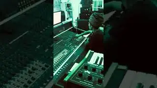 Dub Vallila mixing session