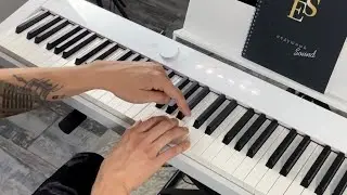 Как КРУТО сыграть песню «ВАХТЁРАМ» на ПИАНИНО | подробный разбор 🎹