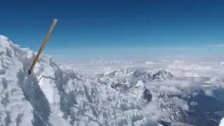HORIA COLIBASANU A MINTIT! NU A AJUNS PE VARFUL MUNTELUI LHOTSE