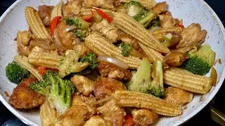 CHICKEN AND BABY CORN STIR-FRY