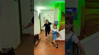 MOLESTANDO A MI MAM&Aacute; 🤣video divertido #shortviral #comedia #familiaiba&ntilde;ez #humor