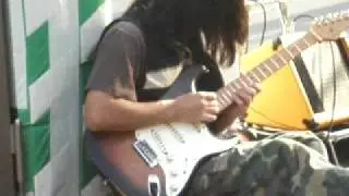 Shinjuku Street Guitarist