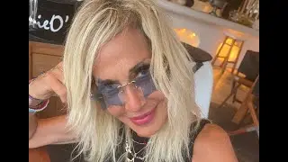 &Alpha;&Nu;&Nu;&Alpha; &Beta;&Iota;&Sigma;&Sigma;&Eta;: &Pi;&Alpha;&Rho;&Tau;&Iota; &Gamma;&Iota;&Alpha; &Tau;&Alpha; 10 &Chi;&Rho;&Omicron;&Nu;&Iota;&Alpha; &Tau;&Omicron;&Upsilon; JACKIEO' BEACH CLUB