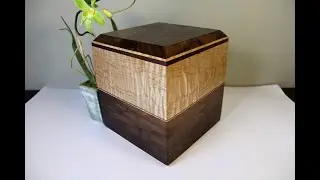 Noyer noir et &eacute;rable ond&eacute;
