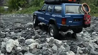 Mobil offroad Jeep Cherokee RC MN78 solo trailing 
