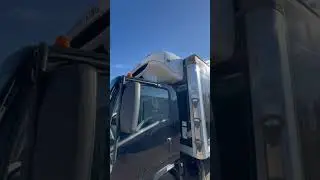 2015 Isuzu NRR Refrigerated Truck