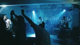 The Line Divides - Don't Let It Go