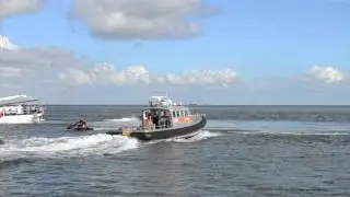 Alexandra wordt vlot getrokken.