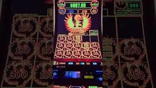 Queen Chiu dropping TRIPLE MINIS! #slotcrush #casino #slots #phoenixlink