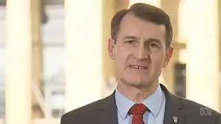 After three decades, LNP's Brisbane mayor Graham Quirk announces retirement