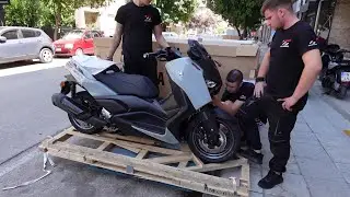 unboxing YAMAHA XMAX 300 TECHMAX 2025