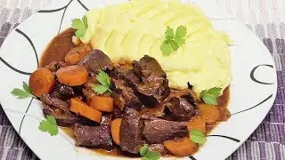 Geschmortes Rinderherz in Weinsoße  Rindeherz-Ragout